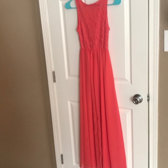 Cute pink dress! - Picture 4 of 4